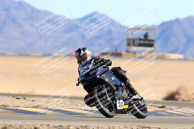 media/Jan-08-2022-SoCal Trackdays (Sat) [[1ec2777125]]/Turn 4 (1145am)/